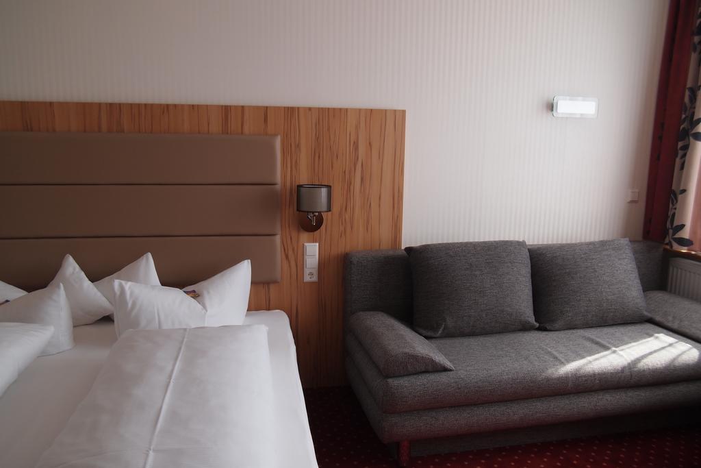 Hotel Am Bad Tübingen Chambre photo