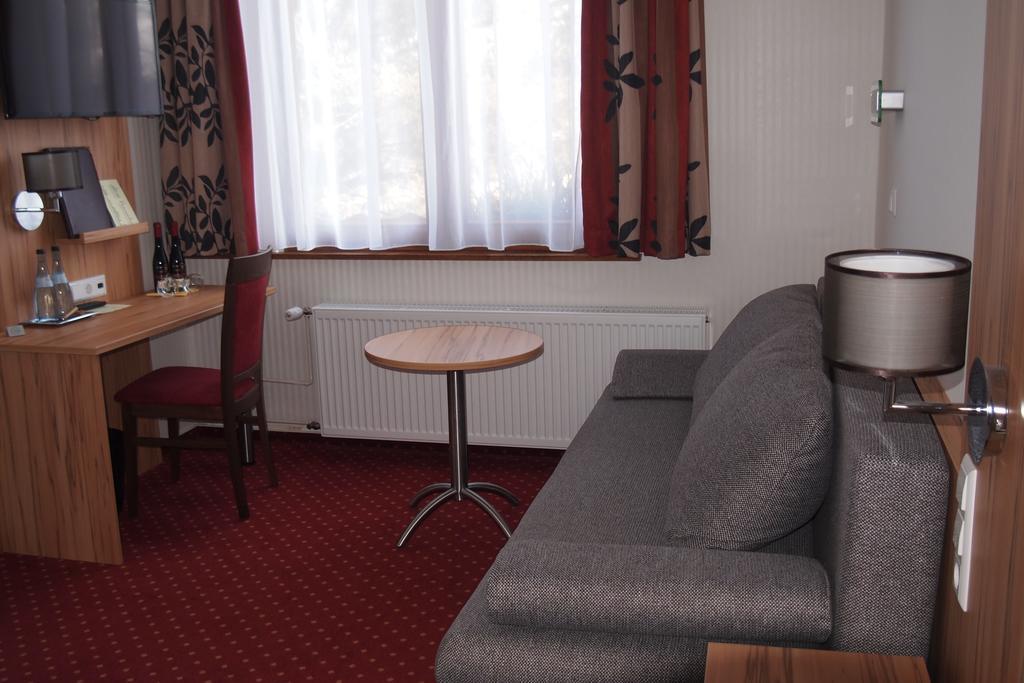 Hotel Am Bad Tübingen Extérieur photo