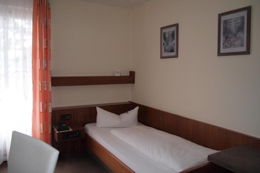 Hotel Am Bad Tübingen Chambre photo